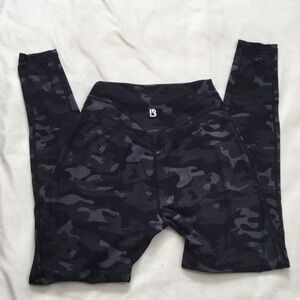 Buffbunny Camo Leggings Small